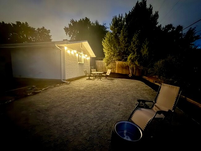 Photo - 6675 Fenton St