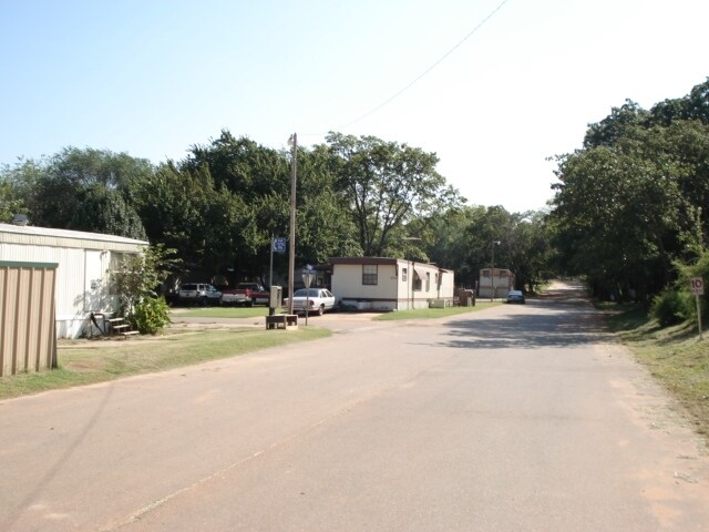 Photo - Arrowwood Mobile Home Park