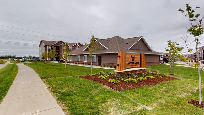 Antler View Apartments