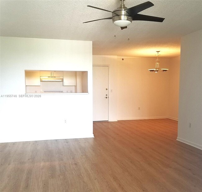 Photo - 19999 E Country Club Dr Unidad 1505