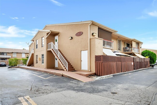 Building Photo - 13787 SW 66th St Unit 254D