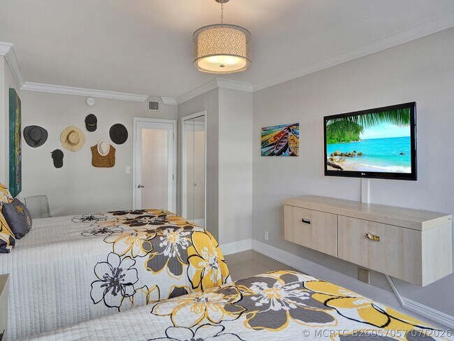 3430 Galt Ocean Dr Unit 202