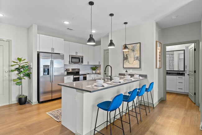 Photo - District Midtown