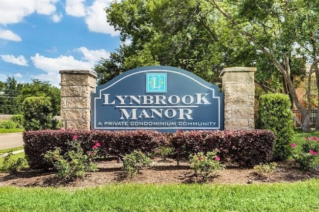 Building Photo - 11201 Lynbrook Dr Unit 3822