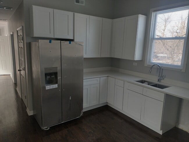 Photo - 5207 S Bishop St Unit 2