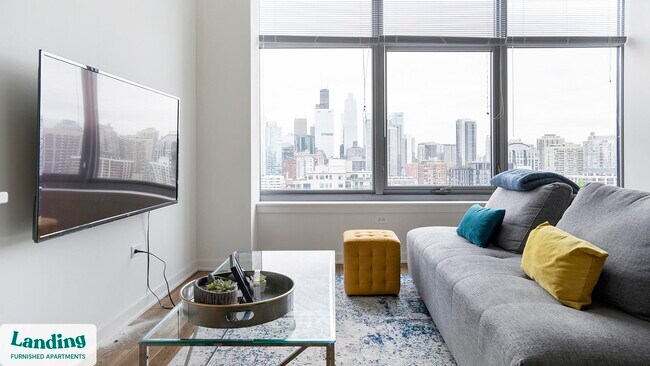 347 W Chestnut St Unit 2012