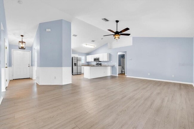 Photo - 1708 Blue Lake Cir