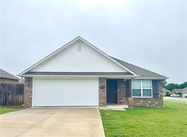 Building Photo - 1020 Clearspring Ct