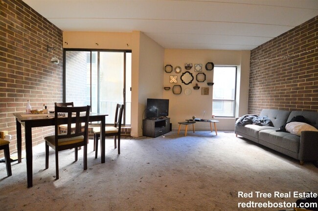 Photo - 1856 Beacon St Unit 2B