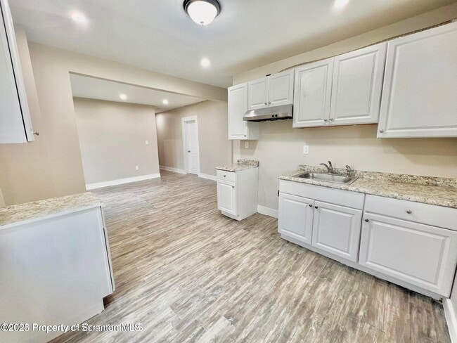 Building Photo - 921 Hamm Ct Rental