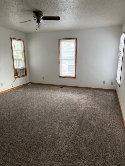 LR - 126 10th St N Apartamentos Unidad 126 10th St N.