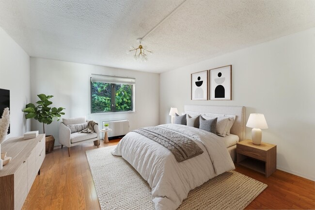 Photo - 1150 River Rd Unit 4F