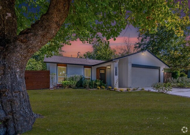 Building Photo - 10429 Firethorn Ln Rental