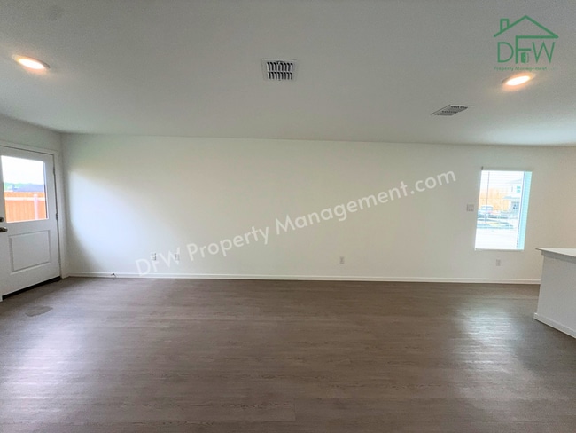 Photo - Brand-New 2026 Corner Home for Lease in Princeton – 4 Bed, 2.5 Bath with Stainless Steel Kitchen ...
