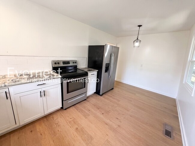 Photo - 4729 Avenue N