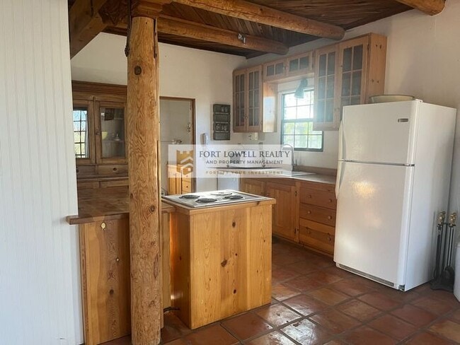 Photo - 2747 S Kinney Rd