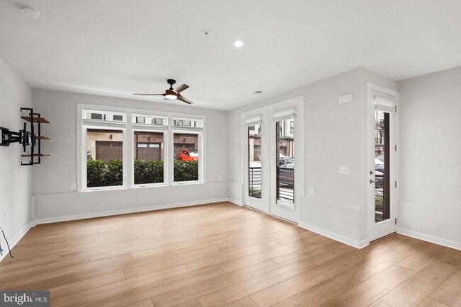 Building Photo - 1675 Bandit Loop Unit 107B Rental