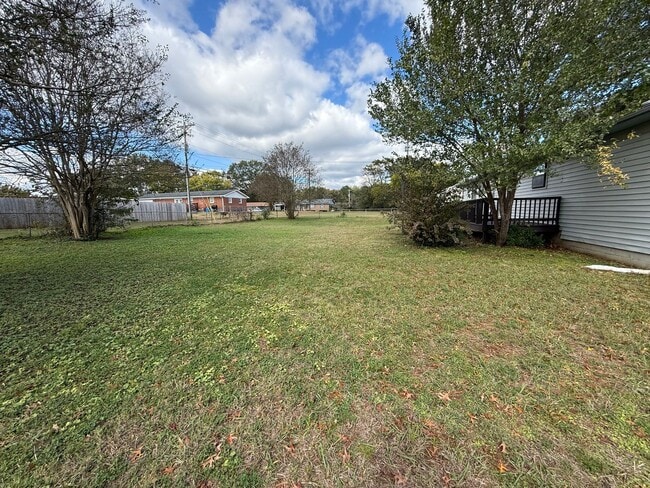 Photo - Charming 3-Bed / 2-Bath Home in Muscle Shoals