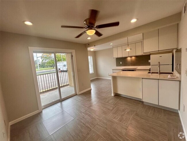 Building Photo - 901 E 40th St Unit 101 Rental