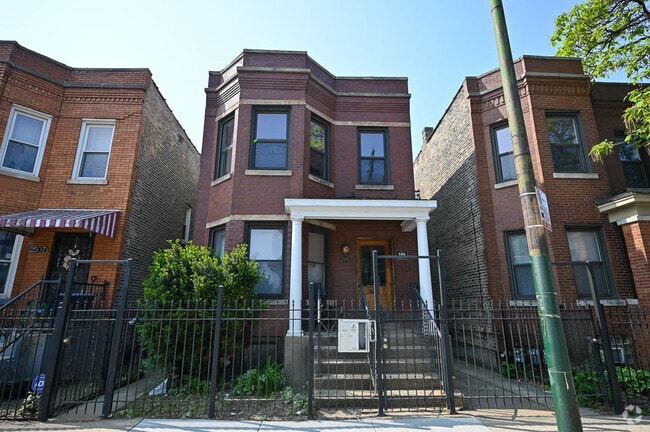 Building Photo - 2509 W Diversey Ave Unit 1 Rental