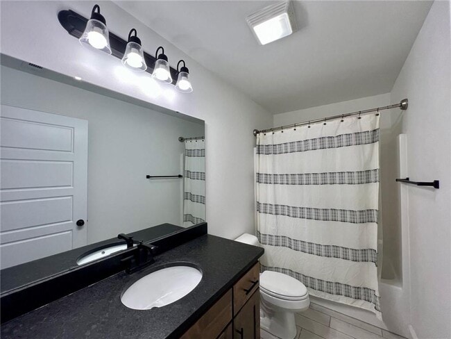 Photo - 1011 Sundance Ln