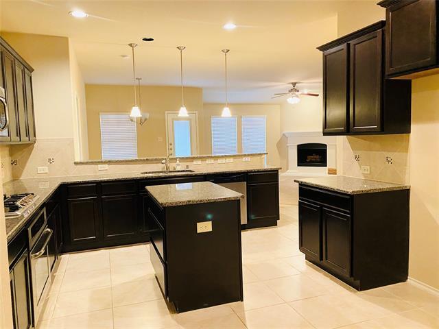 Photo - 213 Rugby Ln