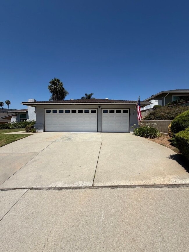 Photo - Beautiful 3 Bedroom Home in Avocado Heights