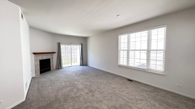 Photo - 1535 Reserve Ln