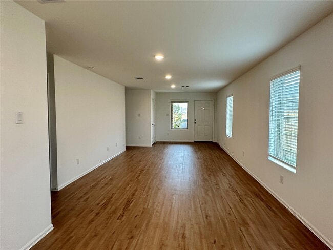 Photo - 4130 Brazos Brk Trl