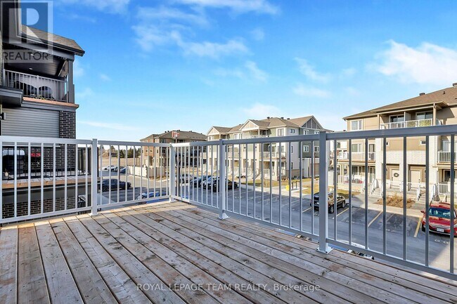 Photo - 30 Pyrite Private