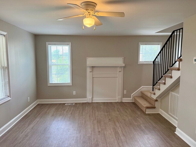 Photo - Three bedroom, 2.5 bath house in Graham