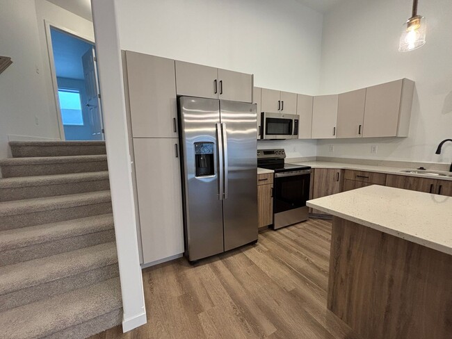 Photo - 3 Bed 3 Bath Townhome