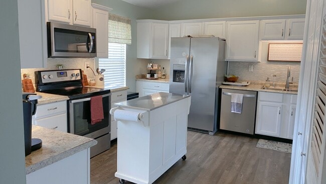 Photo - 205 Millwheel Ct
