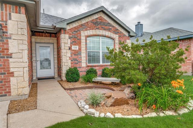Photo - 138 Lipan St