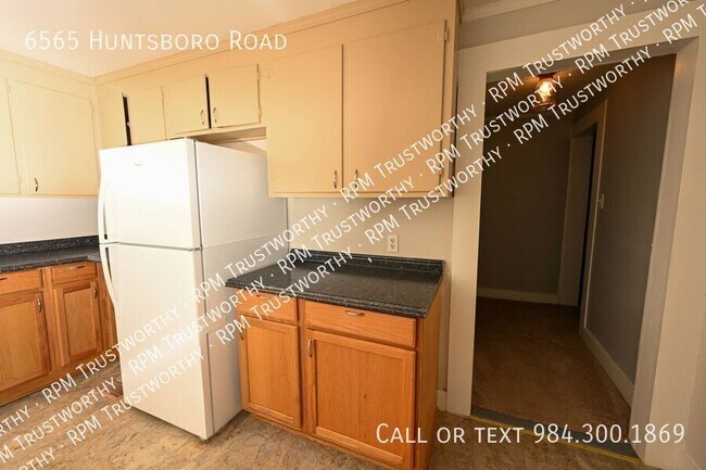 6565 Huntsboro Rd