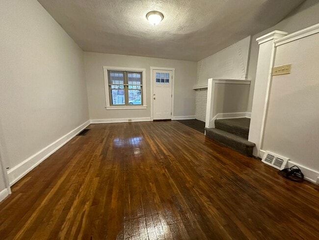 Photo - Outstanding 3BR Townhome with Lots of Outdoor Space! Give Us a Call for a Tour!