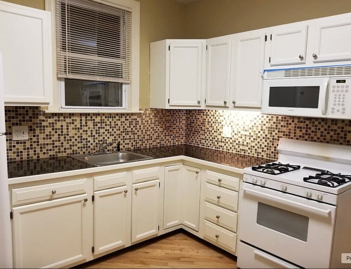 Photo - 2929 N Ridgeway Ave Unit 2