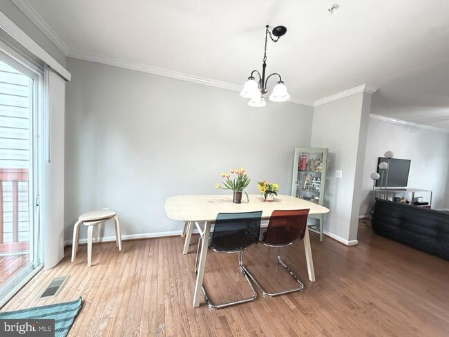 Photo - 249 Edge Creek Ln