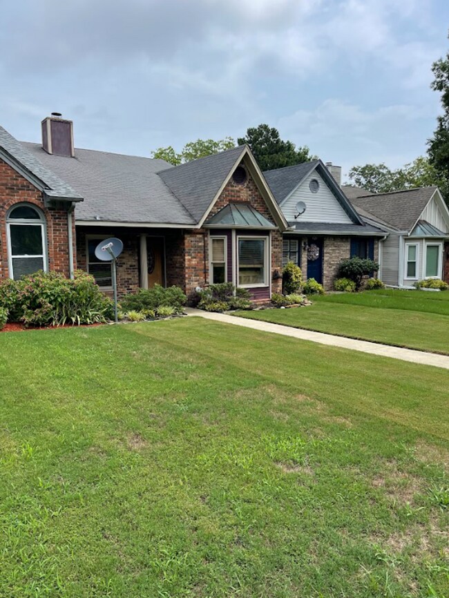 Photo - Charming 2 Bedroom, 2 Bath Home in Decatur, AL! MOVE IN SPECIAL!