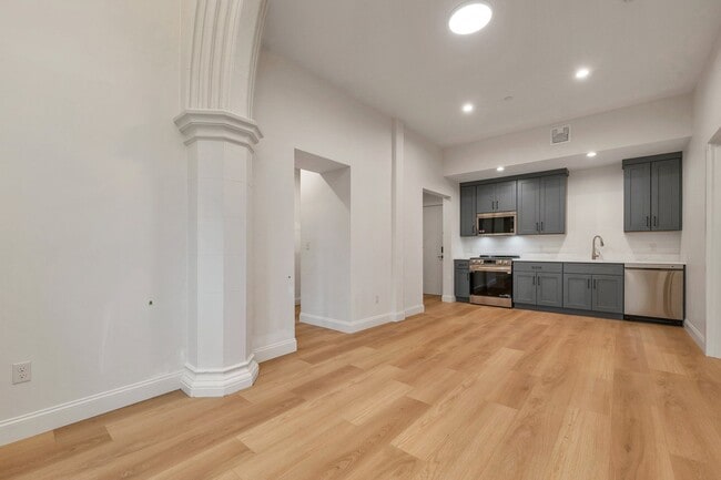 Photo - 177 N Main St Unit 103