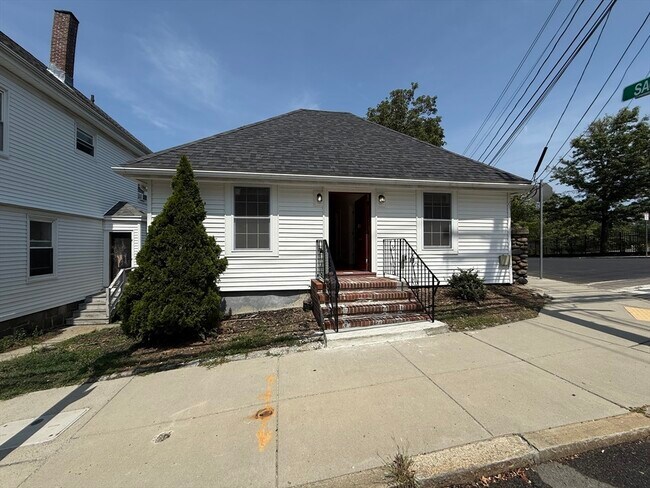 Building Photo - 80 Parker Hill Ave Rental