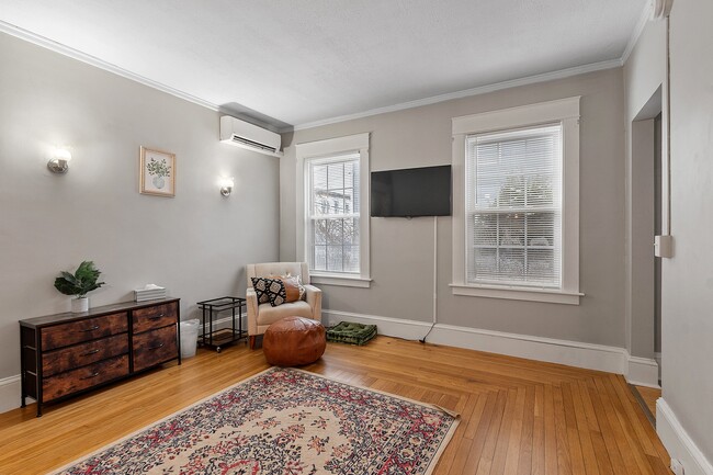 Photo - 68 walnut st