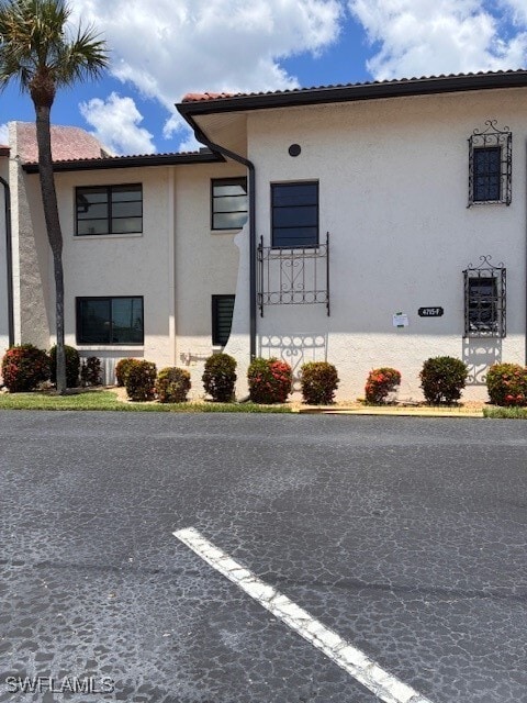 Building Photo - 4715 Santa Barbara Blvd Unit 1 Rental