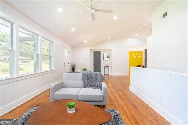 Photo - 2658 Miriam Ln