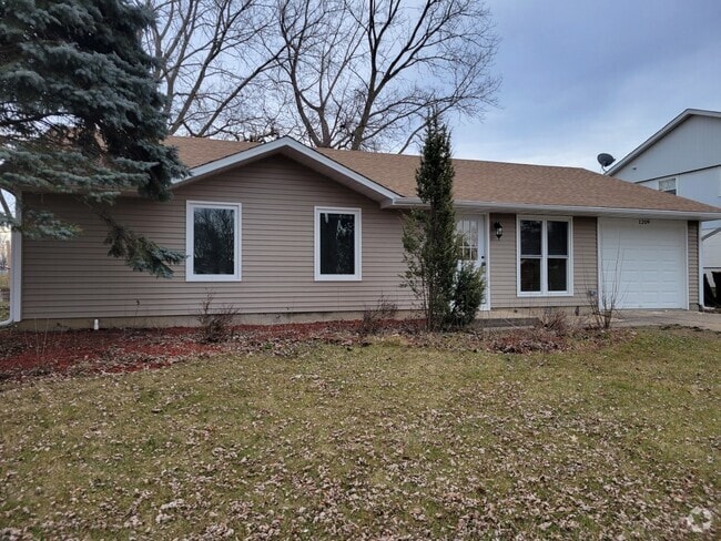 Building Photo - 1209 Alexander Ave Rental