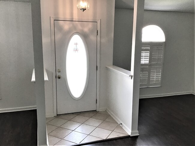 Photo - 2700 Darwin Ct