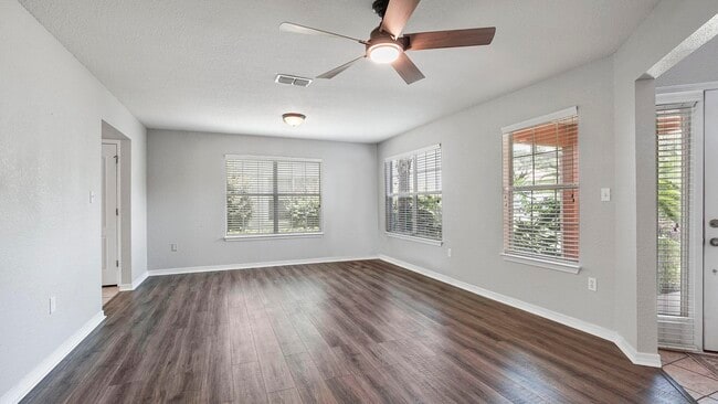 Photo - 385 Loblolly Bay Dr