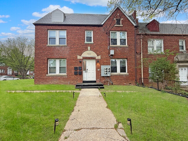 Photo - 4800 3rd St NW Apartments Unit 2