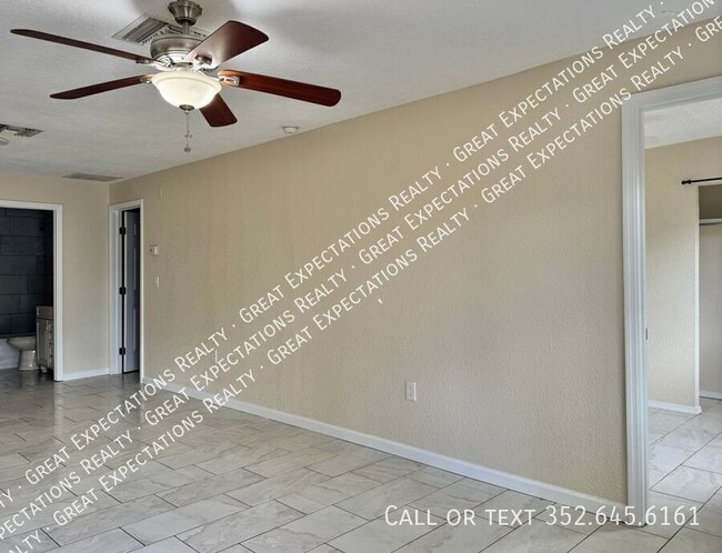 Photo - 1822 SW 6th St