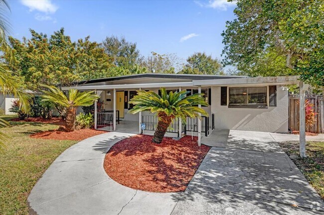 Building Photo - 145 Verbena Dr Rental